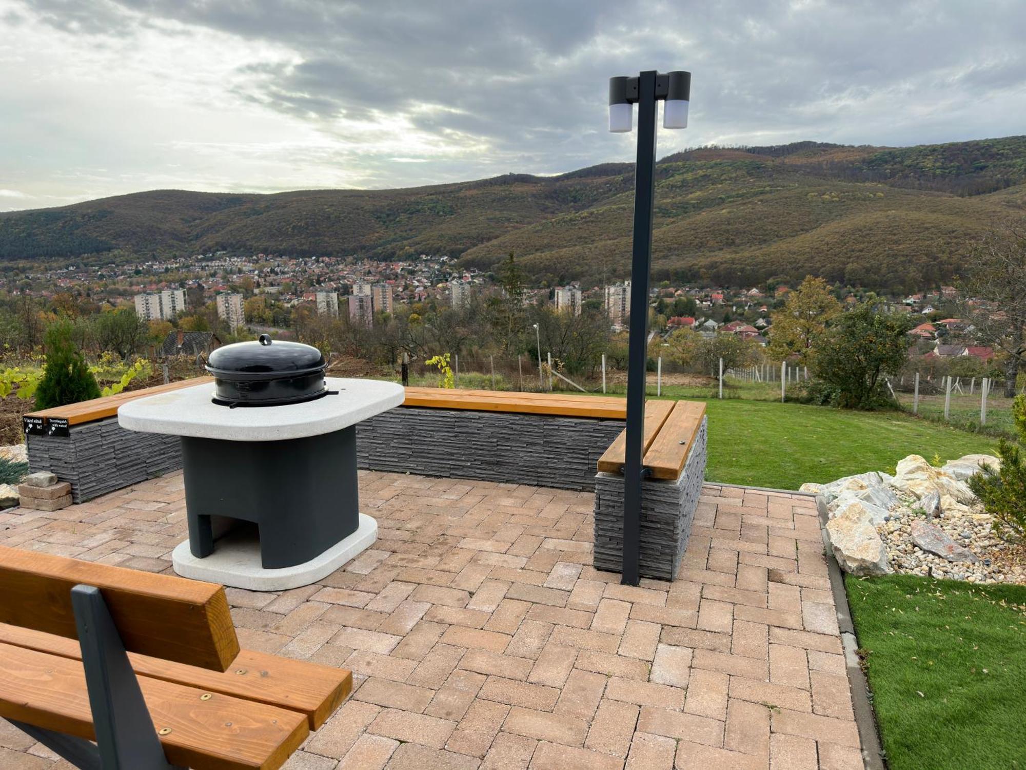 Roenk Relax Apartment Miskolc Exterior photo